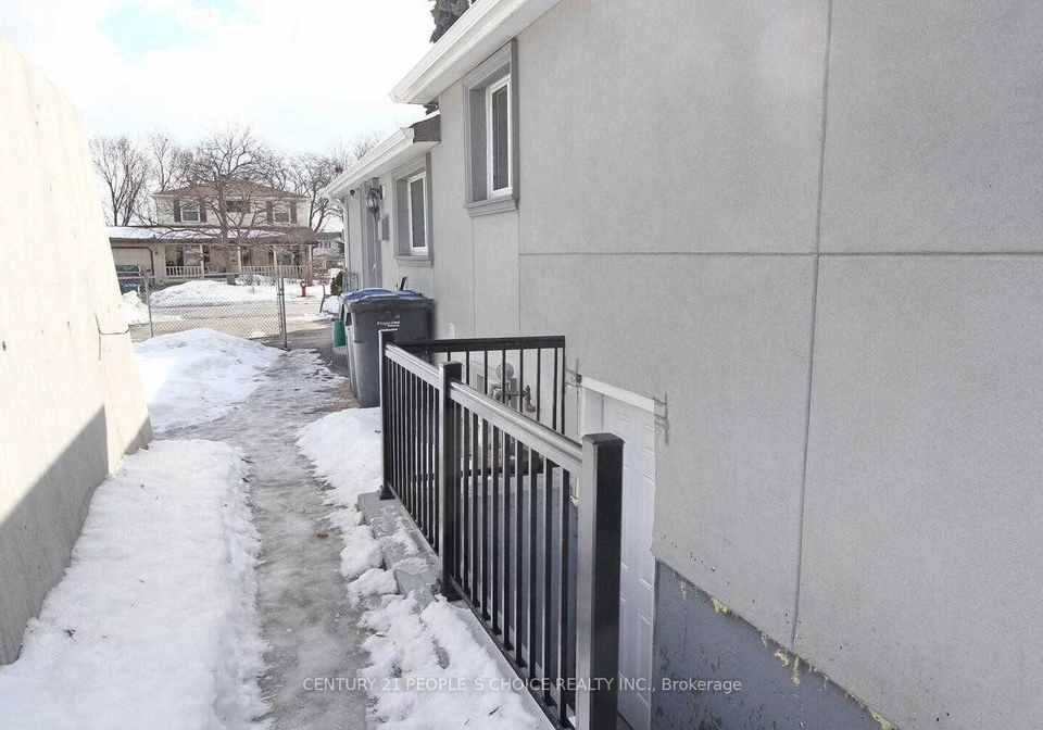 83-fallingdale-crescent-brampton-ontario-w12984420