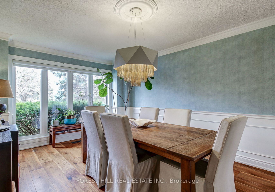 1260-mapleridge-crescent-oakville-ontario-w12984472