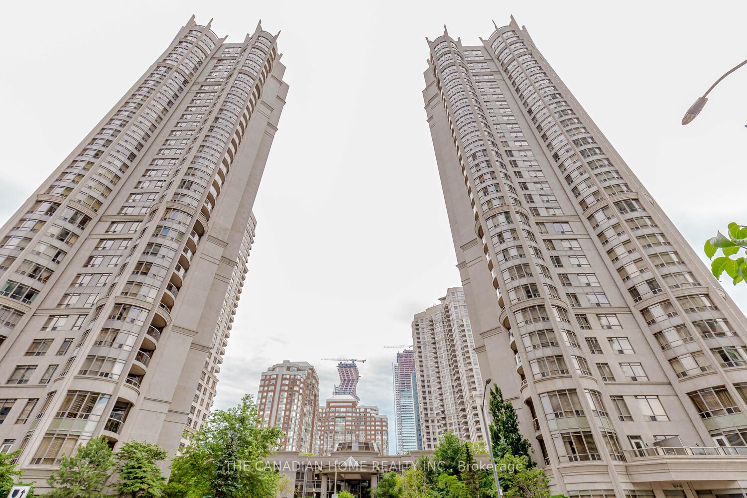 3880-duke-of-york-boulevard-mississauga-ontario-w12984604