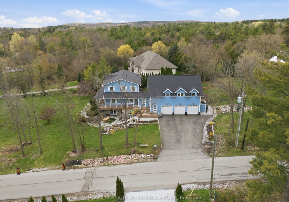 10-isabella-street-caledon-ontario-w12984606