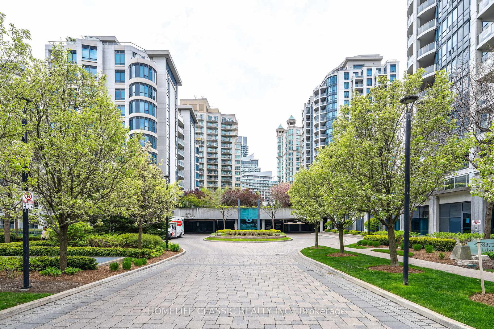 2087-lake-shore-boulevard-w-etobicoke-ontario-w12984714