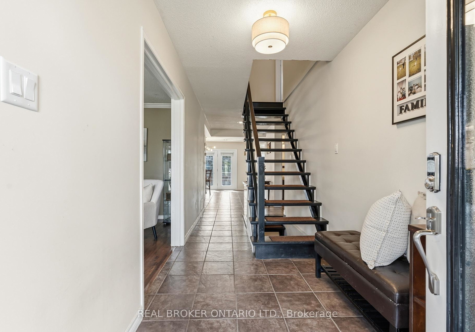 18-cotswold-court-halton-hills-ontario-w12984736