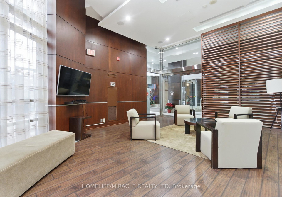 330-burnhamthorpe-road-w-mississauga-ontario-w12984772