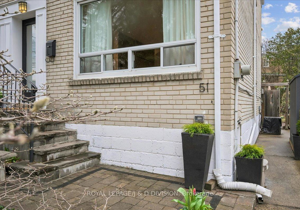 51-skylark-road-toronto-ontario-w12984788