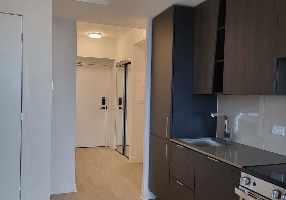 3900-confederation-parkway-mississauga-ontario-w12985008