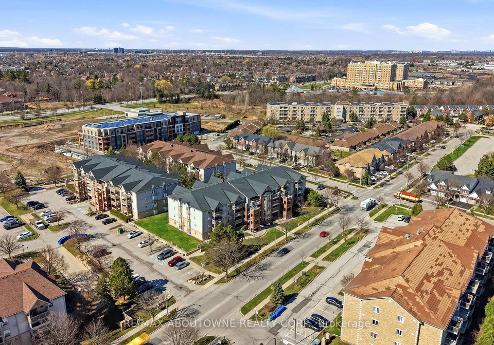4015-kilmer-drive-burlington-ontario-w12985184