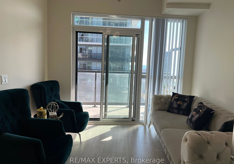 38-annie-craig-drive-etobicoke-ontario-w12985296