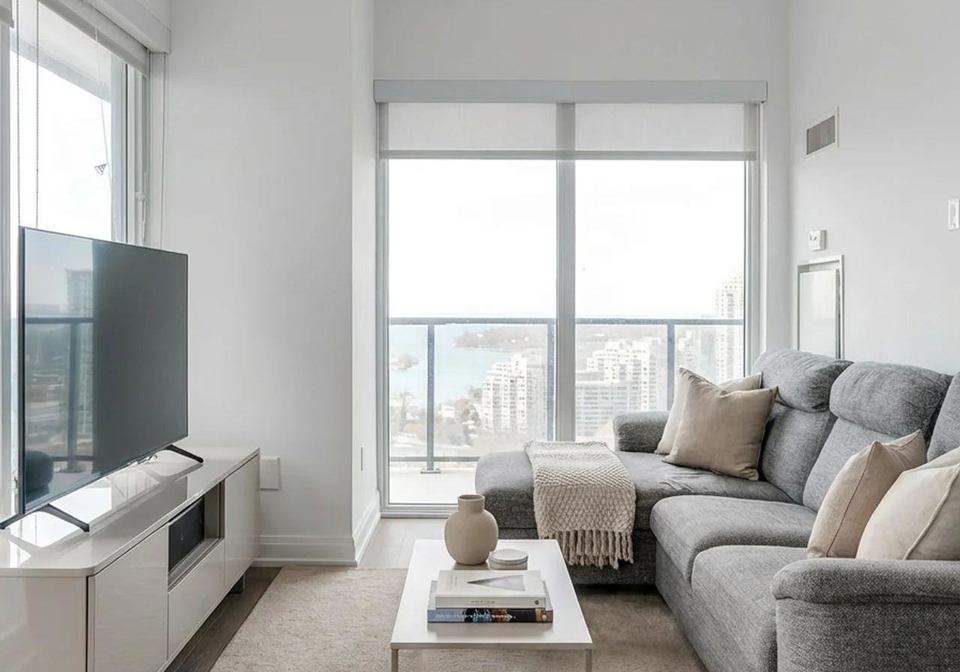30-shore-breeze-drive-etobicoke-ontario-w12985350