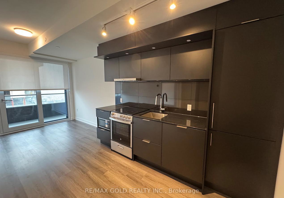 448-burnhamthorpe-road-w-mississauga-ontario-w12985396