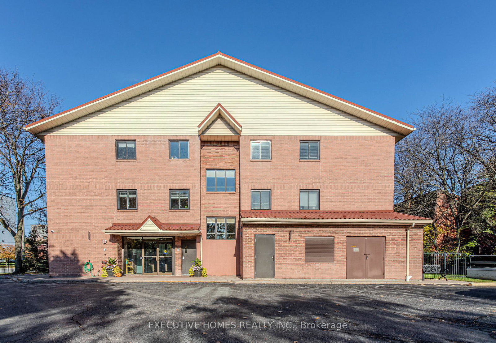 1275-cornerbrook-place-mississauga-ontario-w12985716