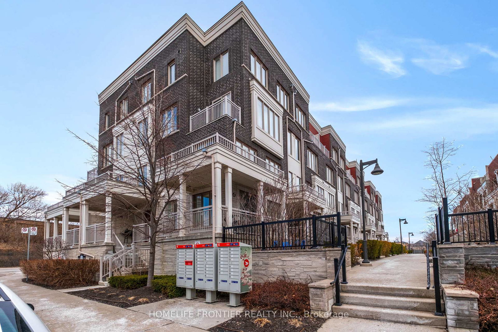145-long-branch-avenue-etobicoke-ontario-w12985906