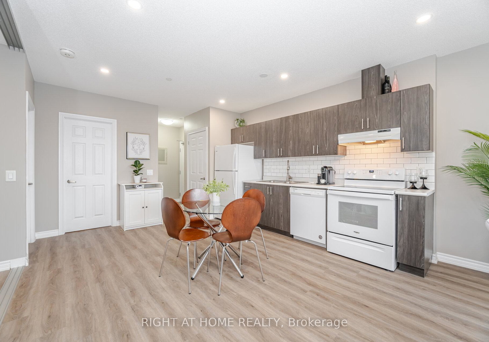 716-main-st-e-milton-ontario-w12985982