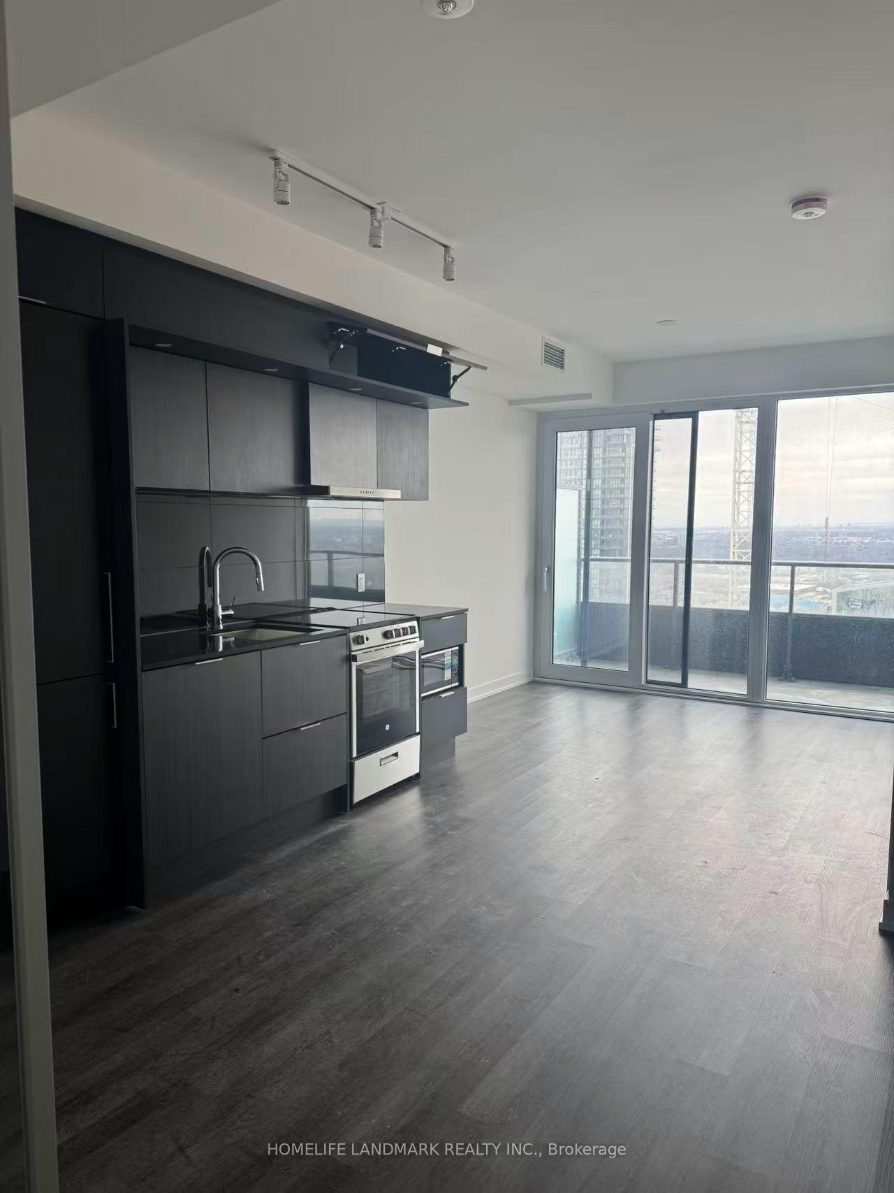 448-burnhamthorpe-road-w-mississauga-ontario-w12986214