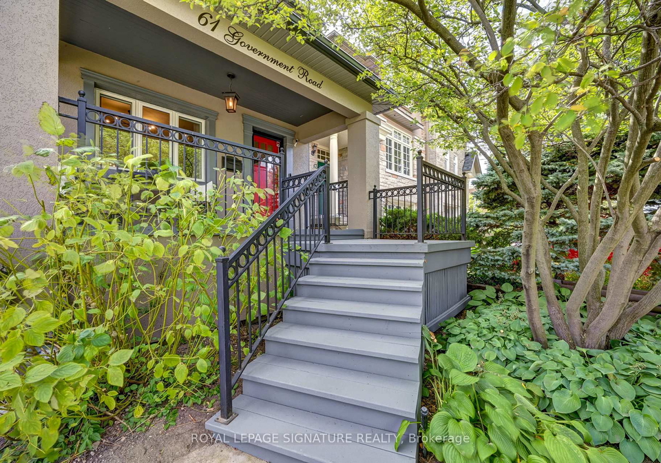 61-government-road-etobicoke-ontario-w12986716