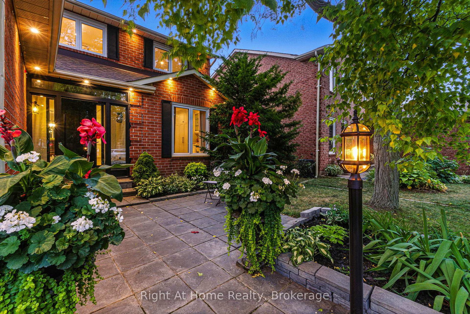 230-poole-drive-oakville-ontario-w12986790
