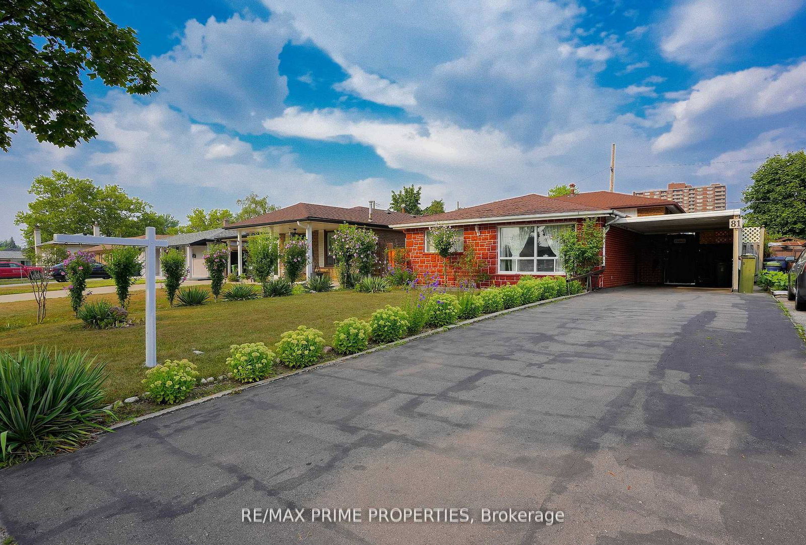 81-silverstone-drive-etobicoke-ontario-w12986836