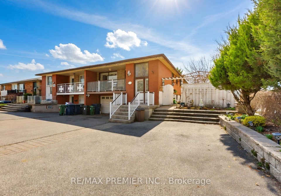 108-hisey-crescent-york-ontario-w12986848