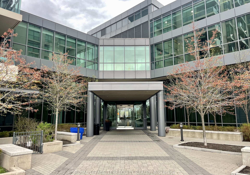 205-sherway-gardens-road-etobicoke-ontario-w12987044
