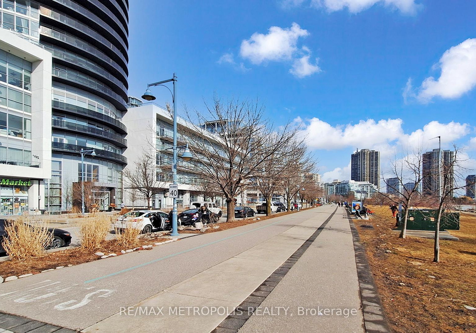 56-annie-craig-drive-etobicoke-ontario-w12987050