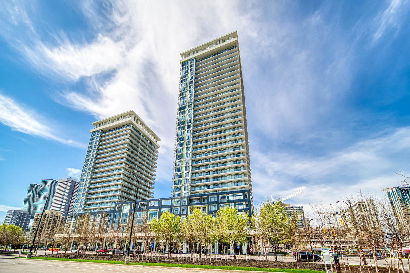 360-square-one-drive-mississauga-ontario-w12987232
