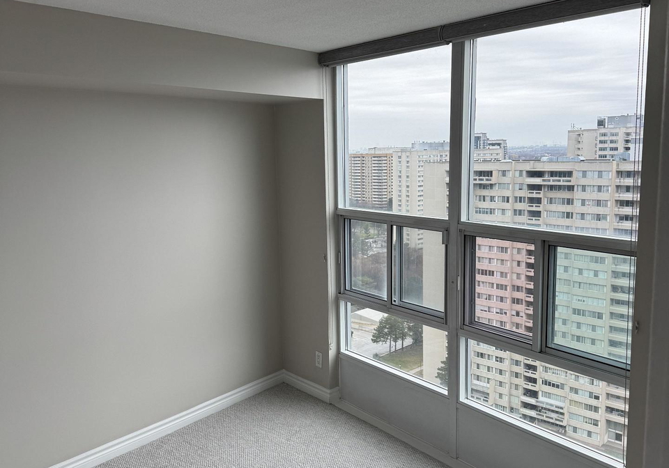 33-elm-drive-mississauga-ontario-w12987242