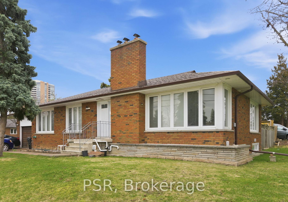 27-kigsview-lower-boulevard-etobicoke-ontario-w12987290