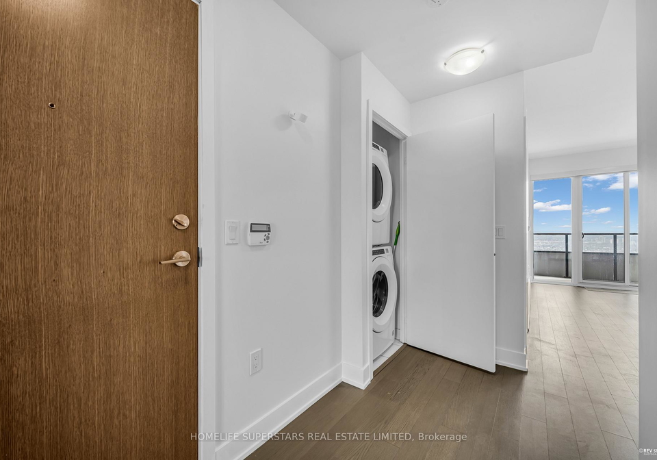 30-shore-breeze-drive-etobicoke-ontario-w12987926