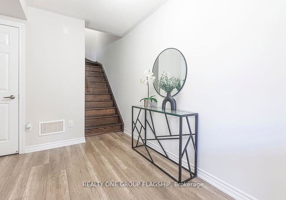 2435-greenwich-drive-oakville-ontario-w12988592