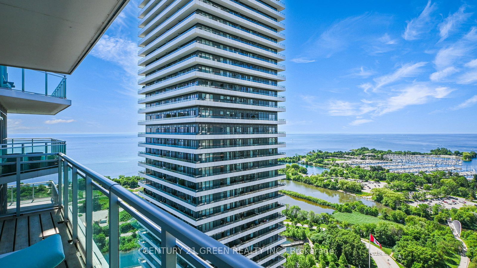 33-shore-breeze-drive-etobicoke-ontario-w12988600