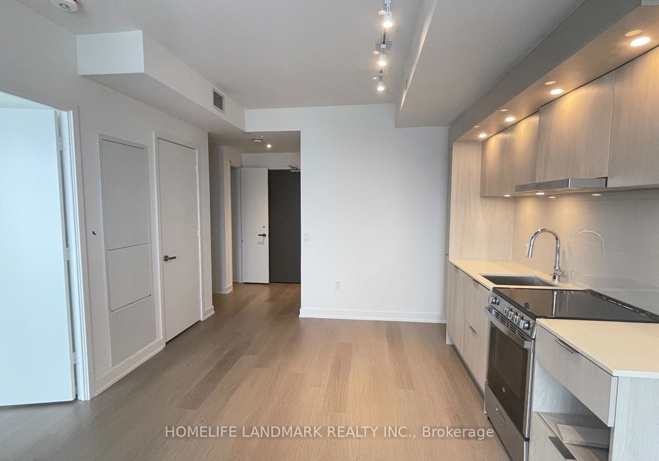 448-burnhamthorpe-road-w-mississauga-ontario-w12988882