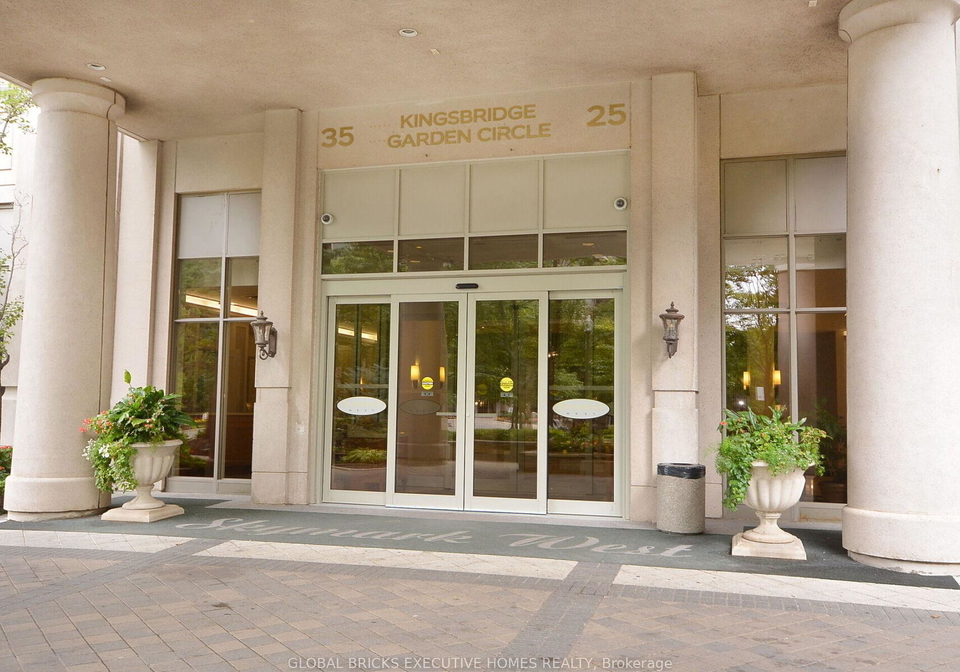 25-kingsbridge-garden-circle-mississauga-ontario-w12988996