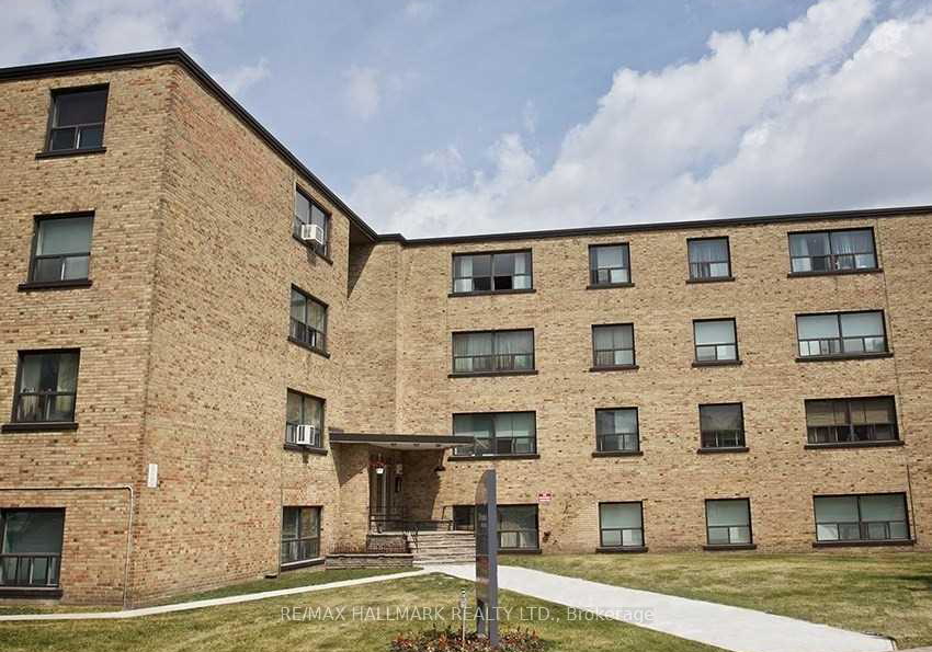 2-kinsdale-boulevard-etobicoke-ontario-w12989132