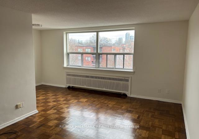 2-kinsdale-boulevard-etobicoke-ontario-w12989132