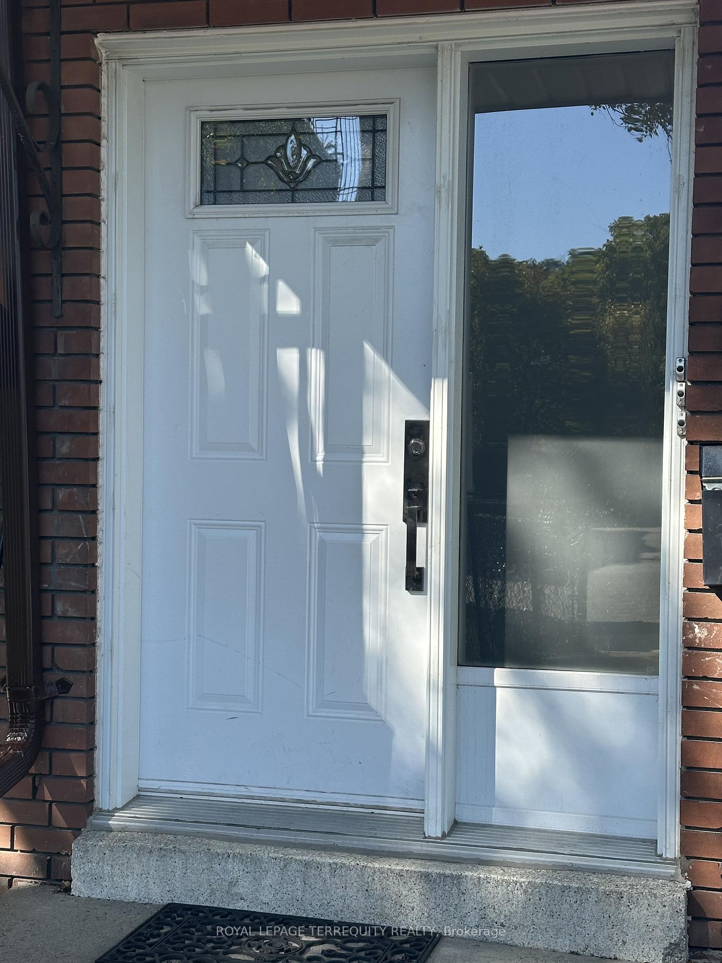 150-portland-street-etobicoke-ontario-w12989298