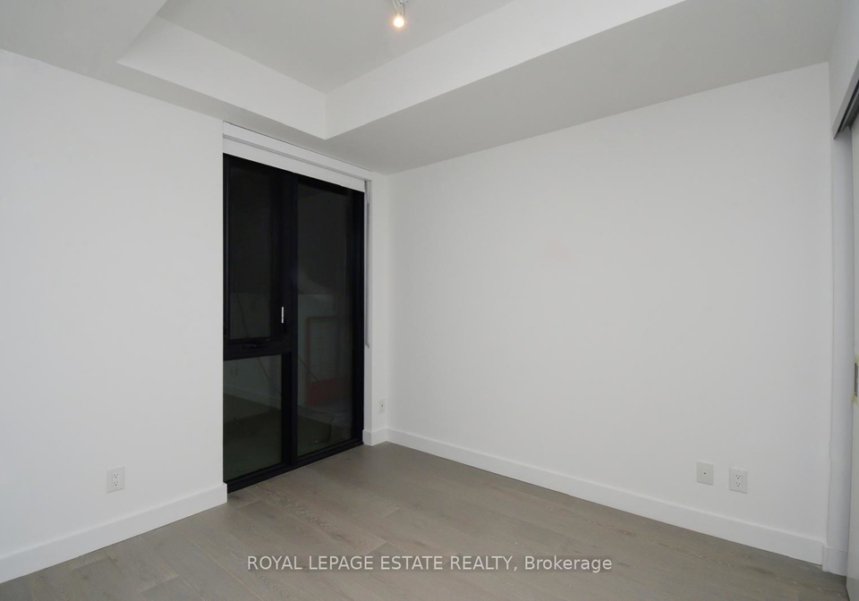 160-kingsway-crescent-etobicoke-ontario-w12989512