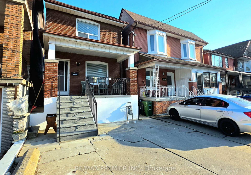 75-auburn-avenue-toronto-ontario-w12989516