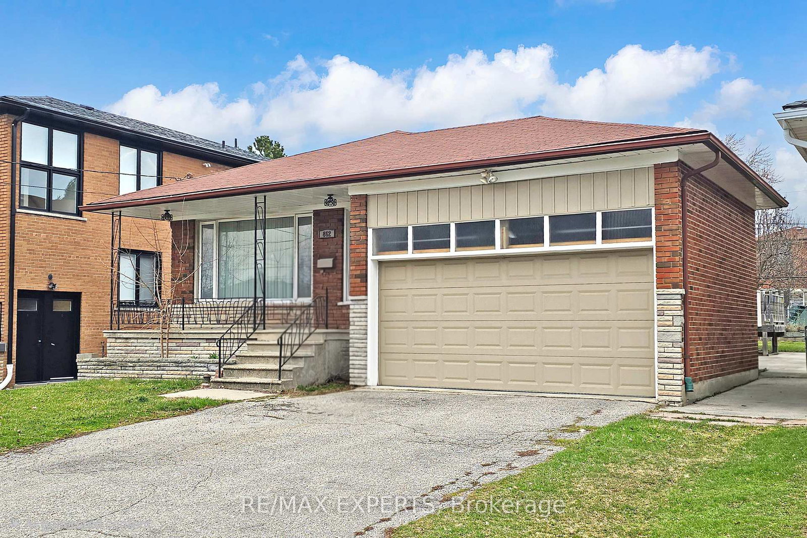 862-glencairn-avenue-north-york-ontario-w12989568
