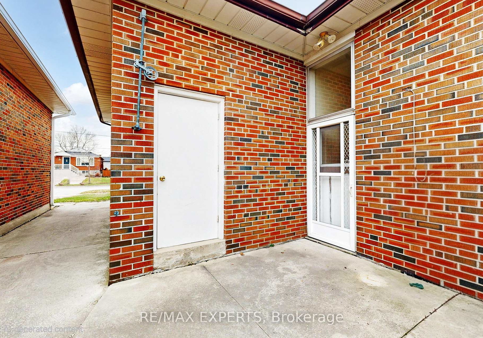 862-glencairn-avenue-north-york-ontario-w12989568