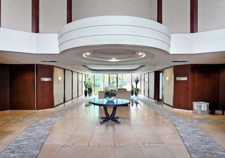 2267-lake-shore-boulevard-w-etobicoke-ontario-w12989590