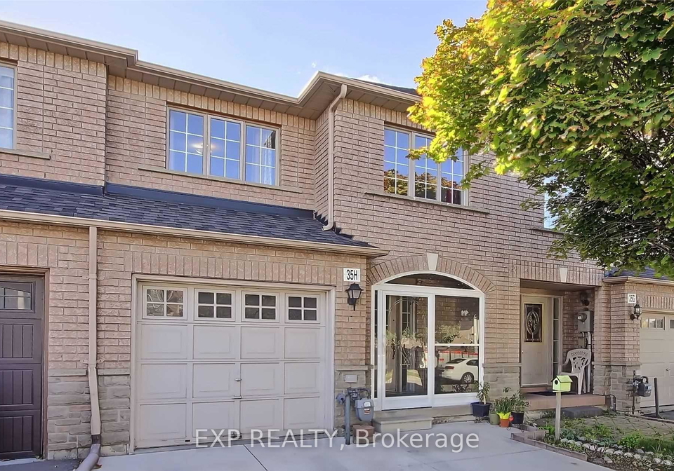 35h-view-green-crescent-etobicoke-ontario-w12989948