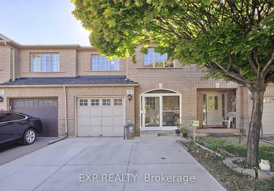 35h-view-green-crescent-etobicoke-ontario-w12989948