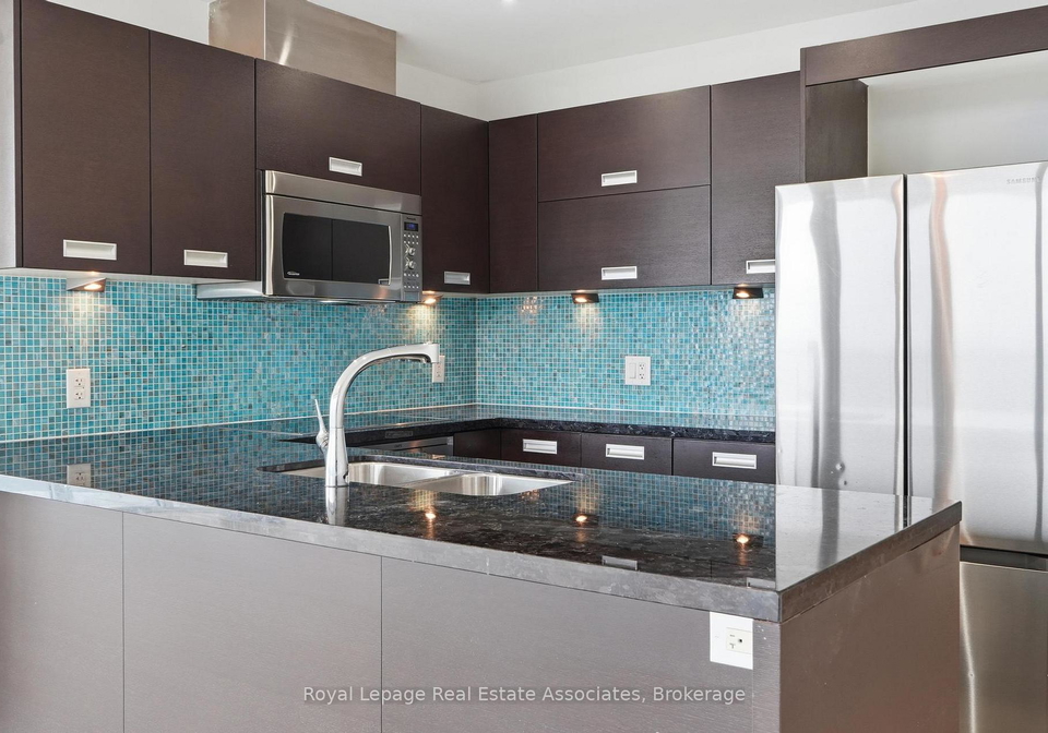 90-park-lawn-road-etobicoke-ontario-w12989994