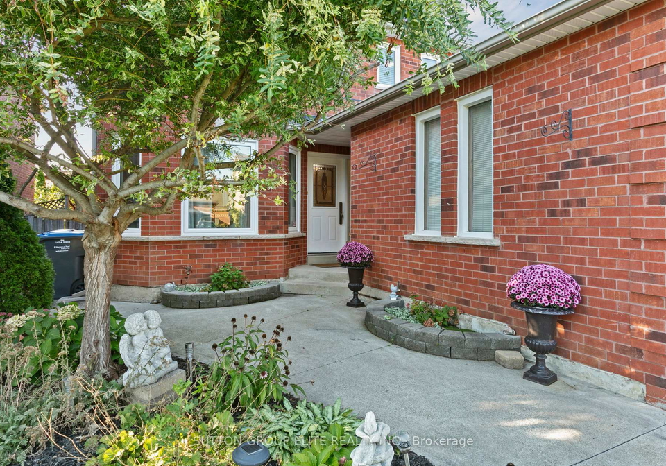 5824-prairie-circle-mississauga-ontario-w12990178