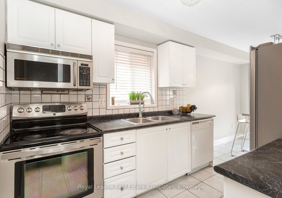 116-lake-louise-drive-brampton-ontario-w12990390