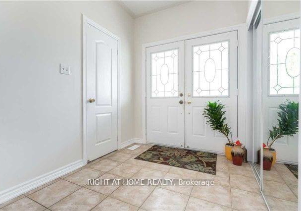 1074-s-mccuaig-drive-milton-ontario-w12990782