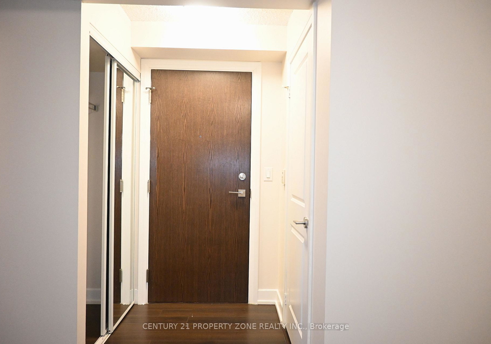 6-eva-road-etobicoke-ontario-w12990796
