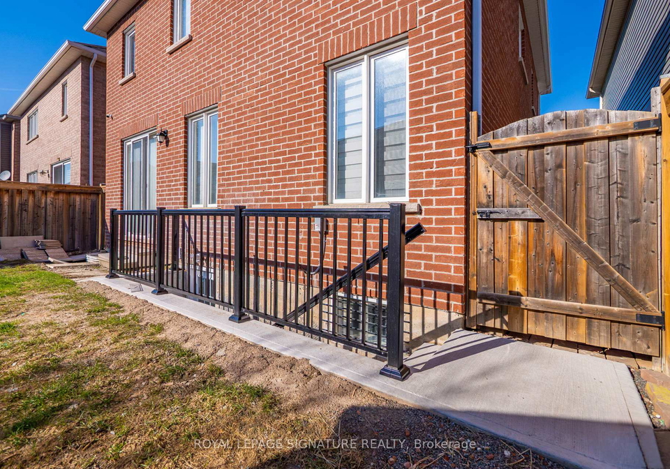 533-yates-drive-milton-ontario-w12991206