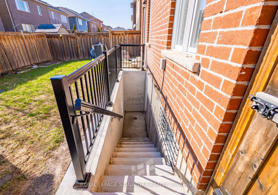 533-yates-drive-milton-ontario-w12991206