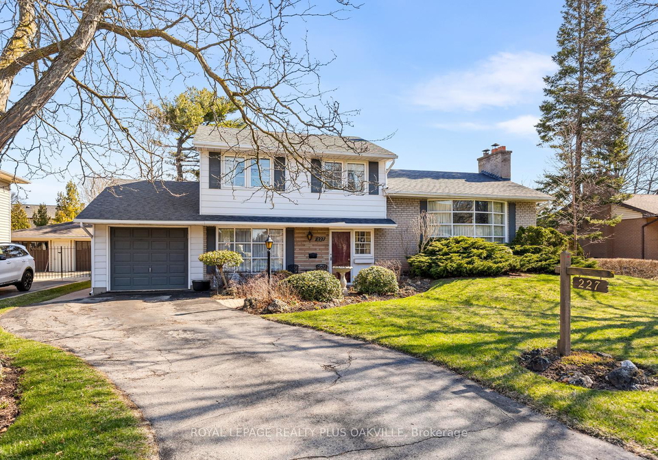 227-sandwell-drive-oakville-ontario-w12991424