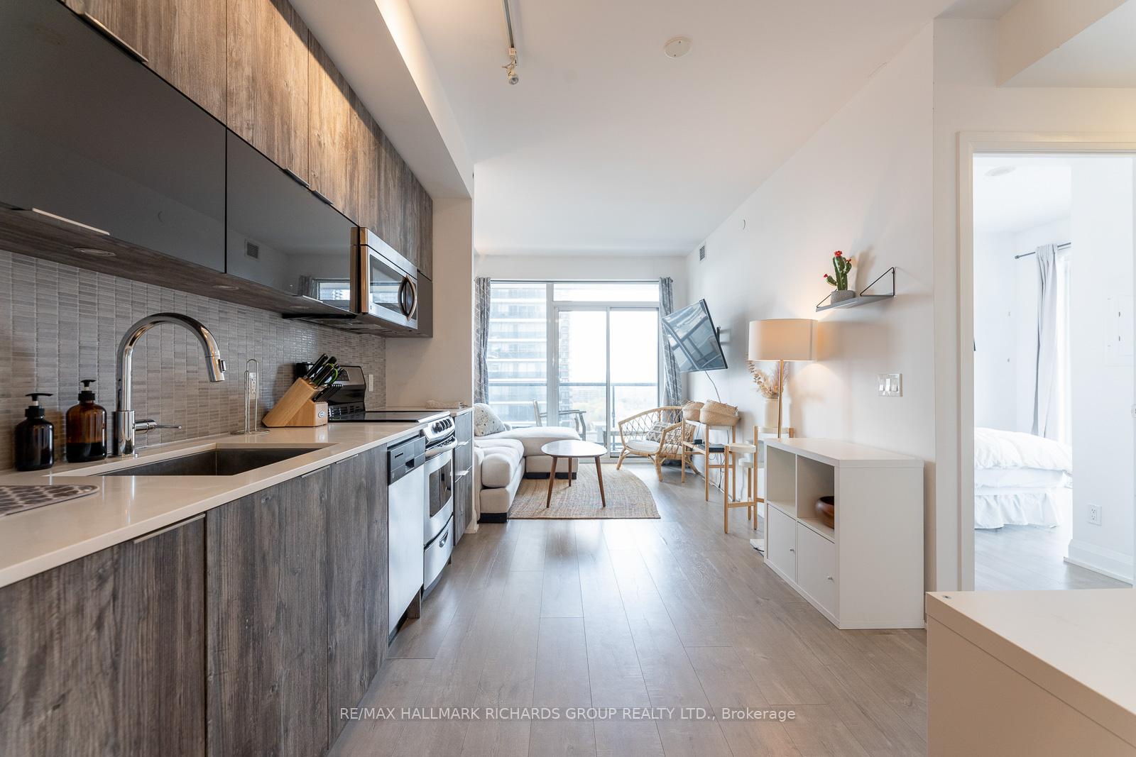 56-annie-craig-drive-etobicoke-ontario-w12991716